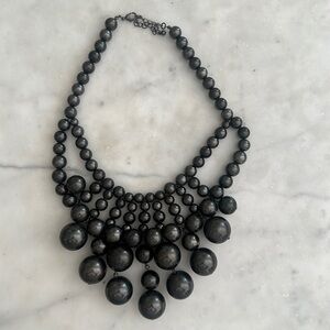 H a& M dark gray bijoux necklace